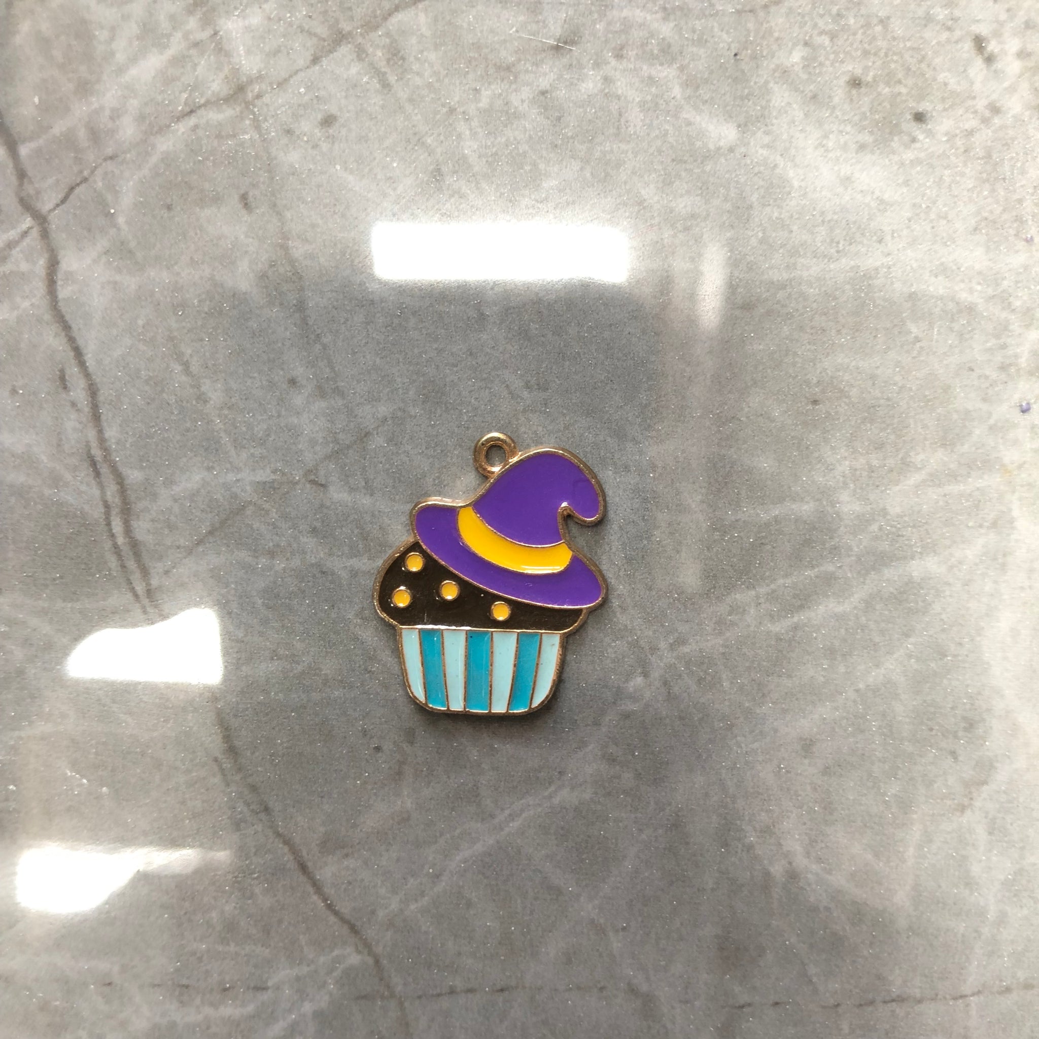 Cupcake Charm 002