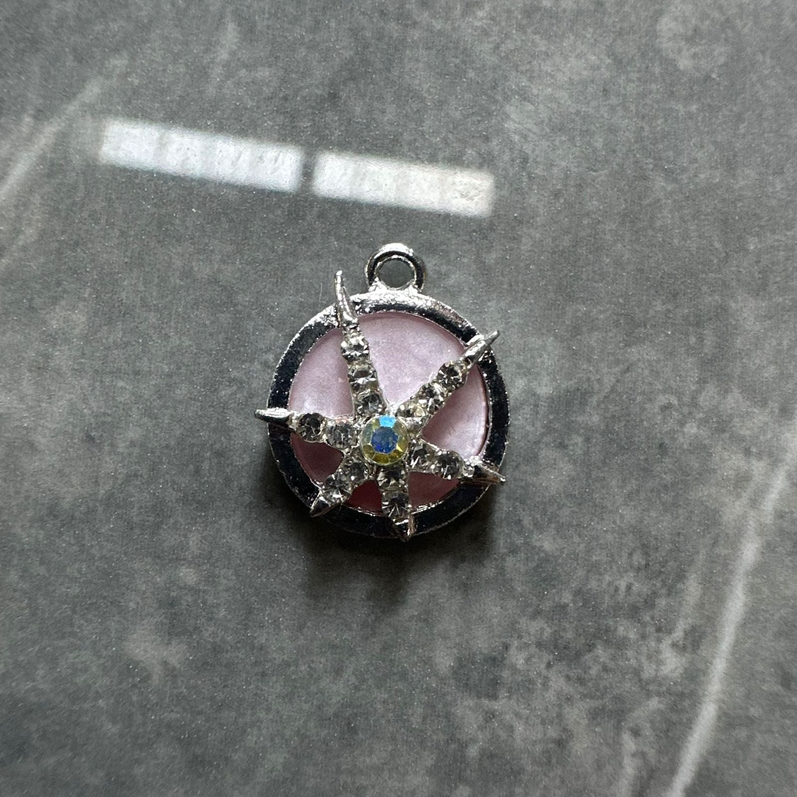 Designer charm Lc-5