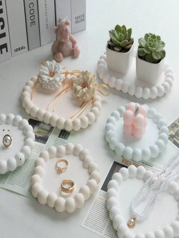 Flower shape with bubble border mould