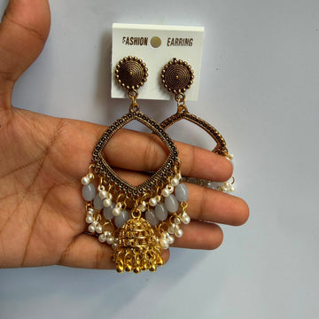 Kashmiri jumkha square base grey