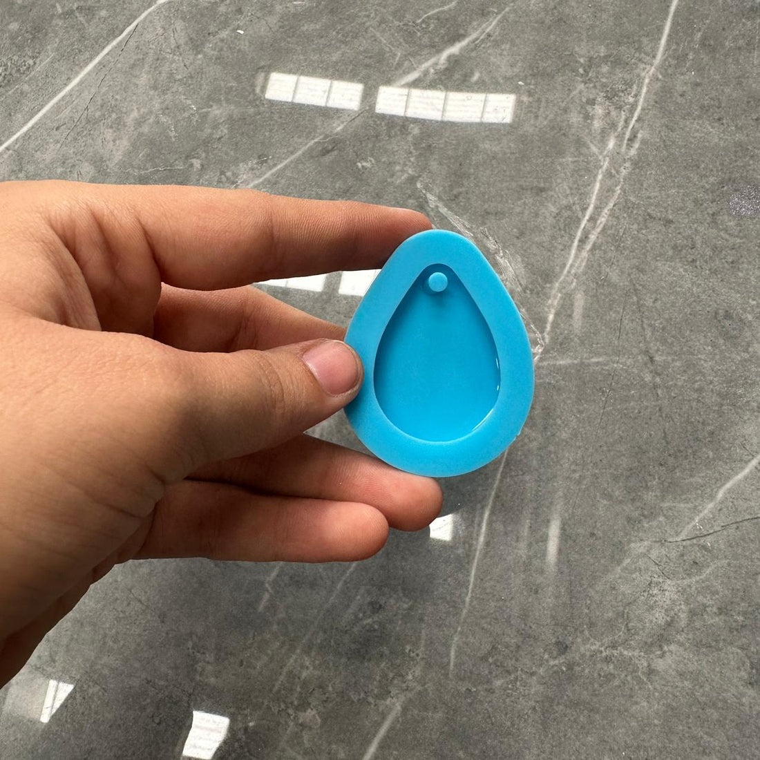 Drop border Keychain mould