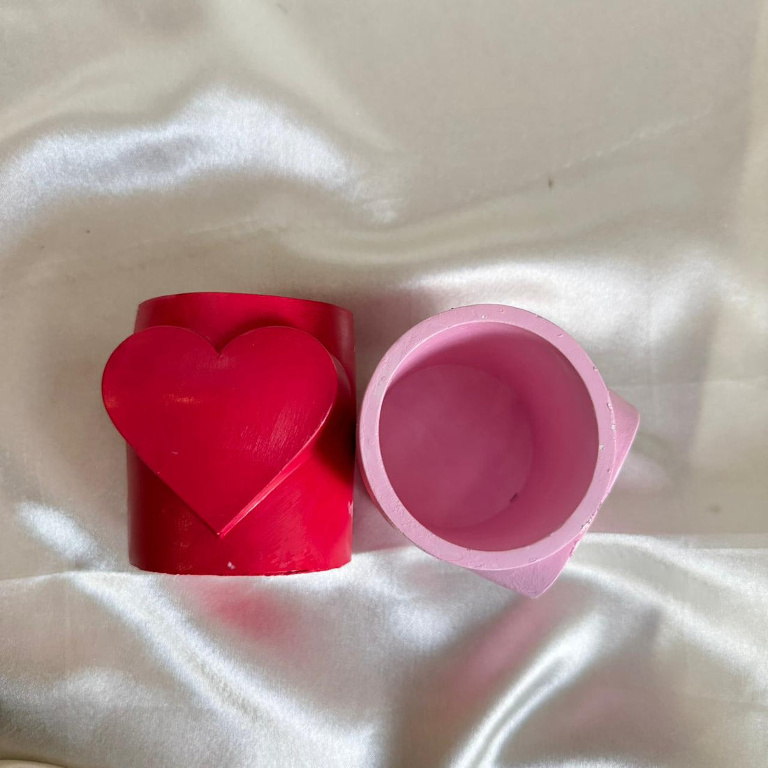 Heart candle holder