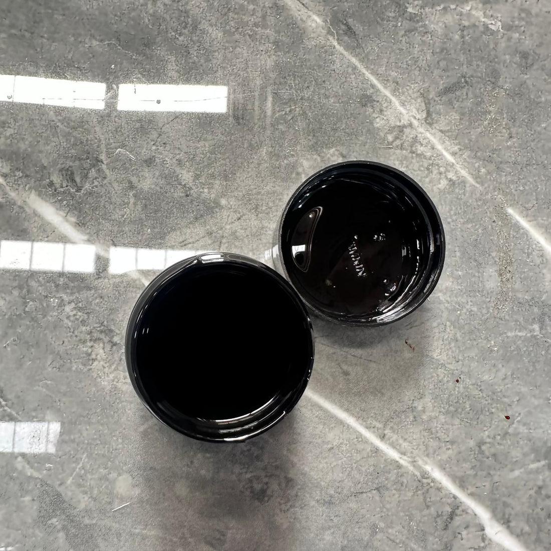 Black translucent pigment