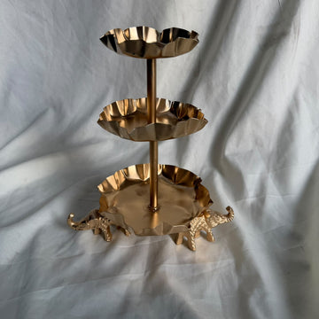 3 tier urli with elephant
