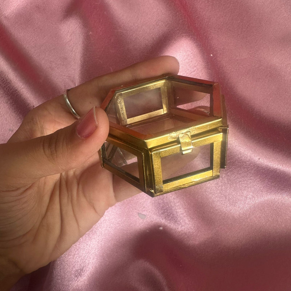 Hexagon vintage ring box