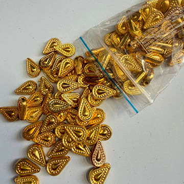 Rakhi side beads 001