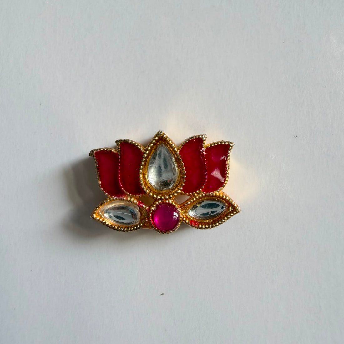 Lotus kundan charm 008