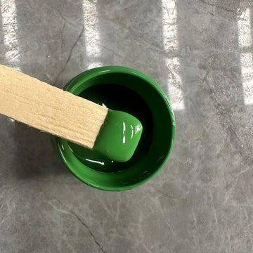 Parrot green opaque pigment