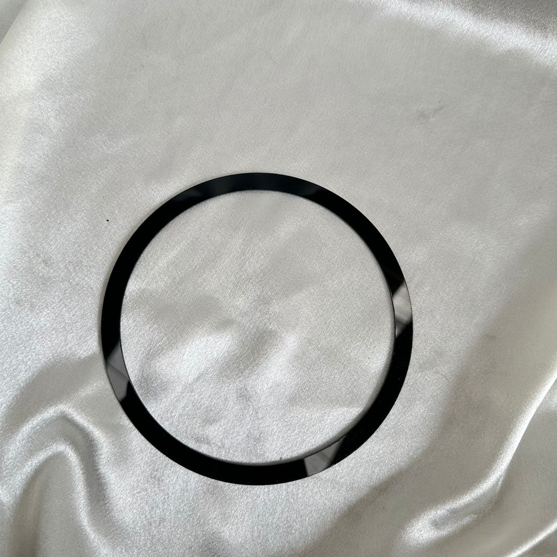 Black acrylic border ring 17 cms