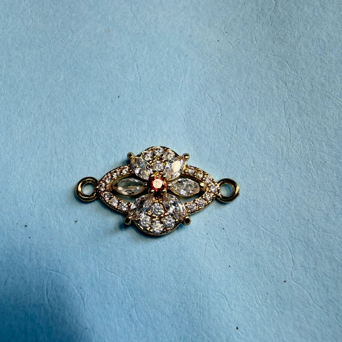 Rakhi diamond charm 164