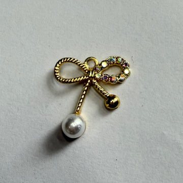 Bow charm 03