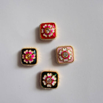 Kundan rakhi charm square