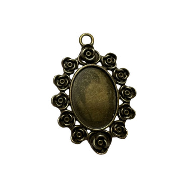 Vintage bezel oval rose