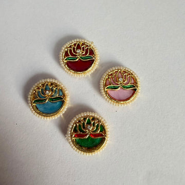 Round Kundan rakhi charm