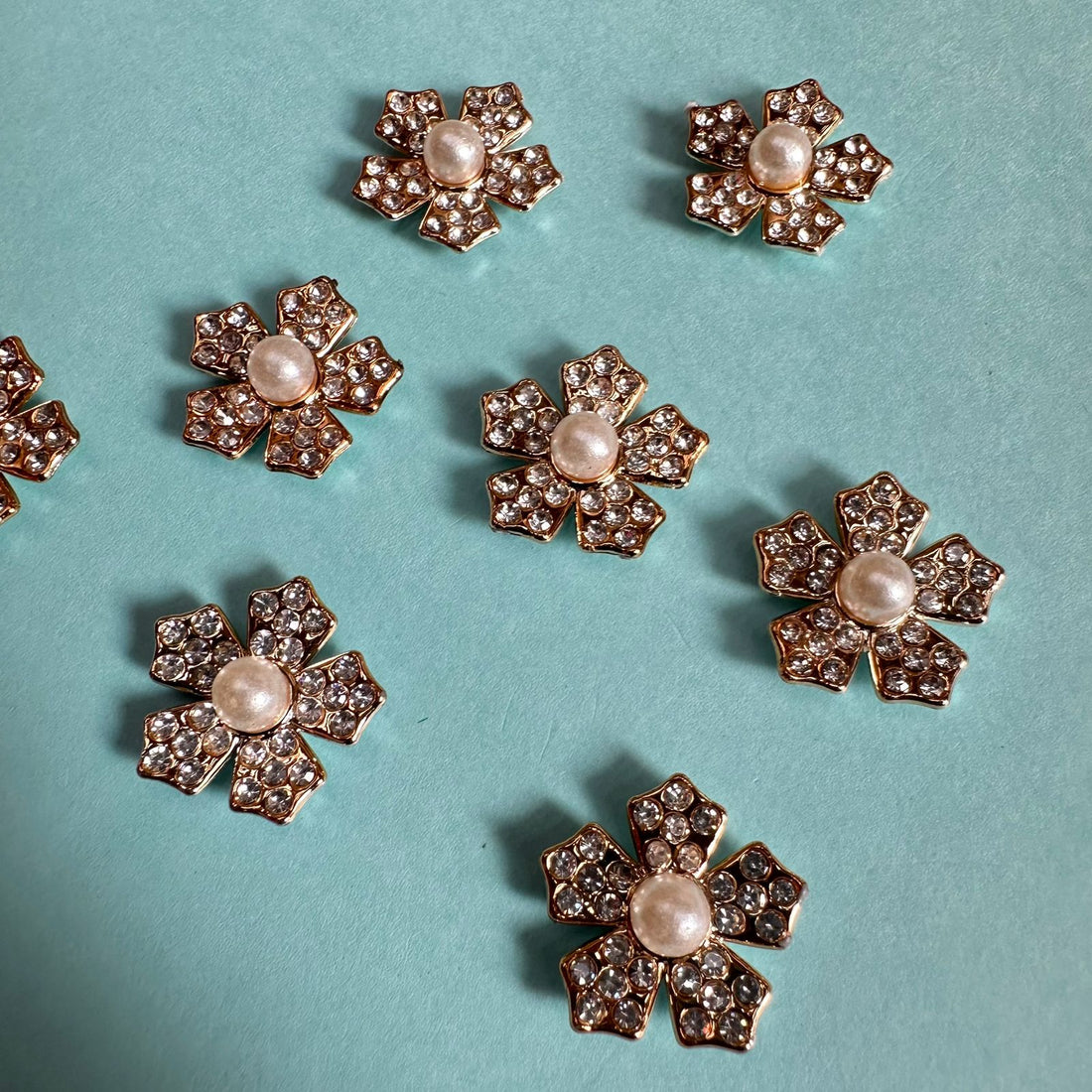 Gold Pearl Embellished broach 010