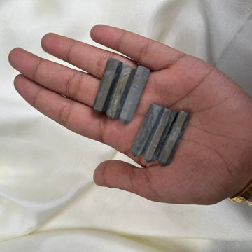 Greenish grey pointers