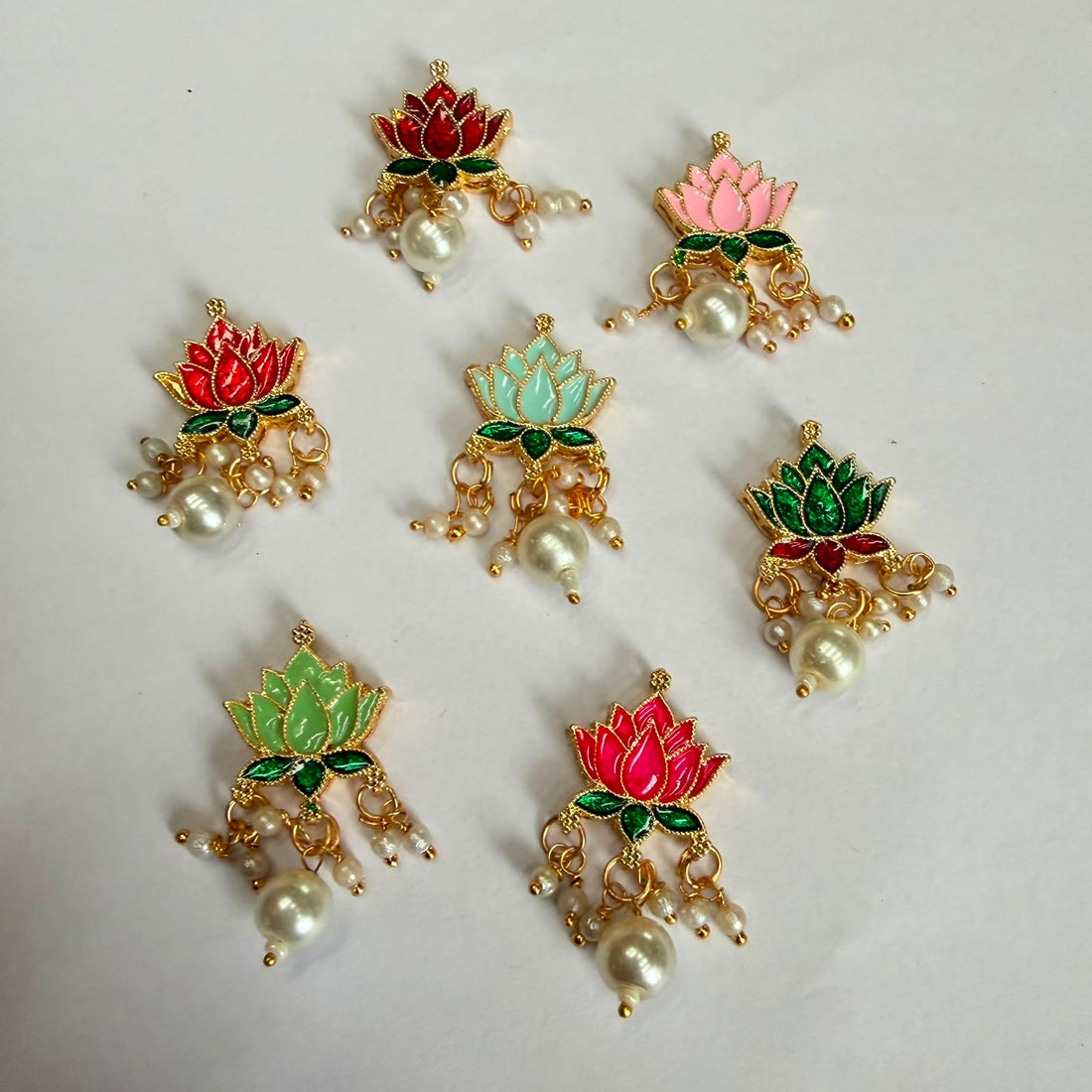 Lotus hanging kundan charm 004