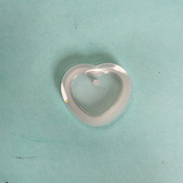 Border heart keychain