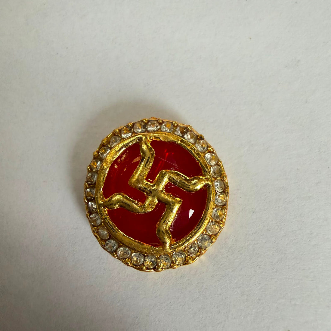 Round Swastik kundan charm