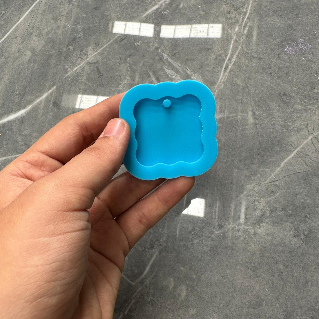 Curve square border Keychain mould