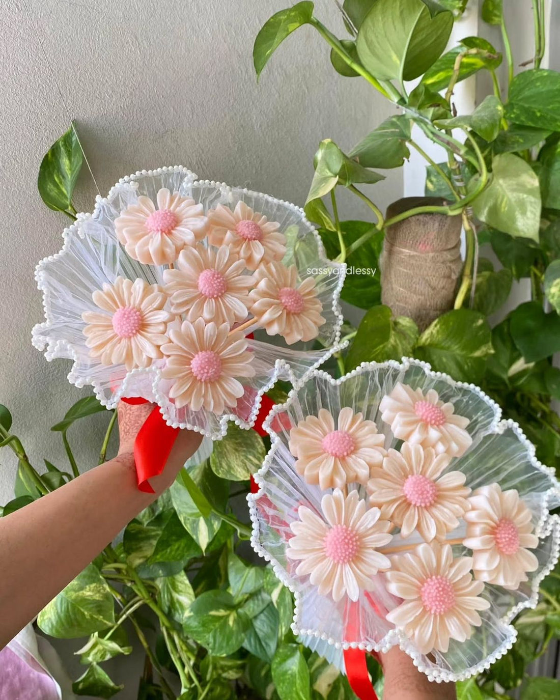 Bouquet wrapping mesh