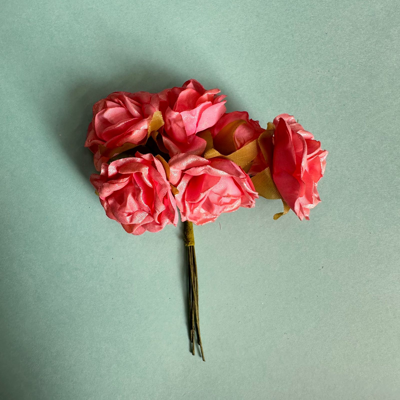 Artificial flower pink