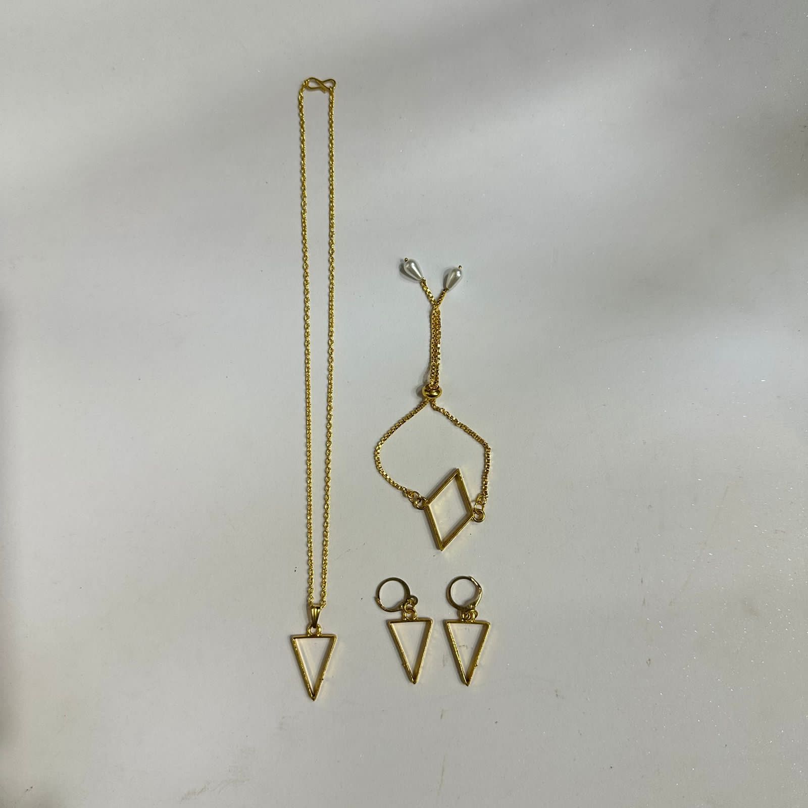 Mini bezel jewellery set triangle