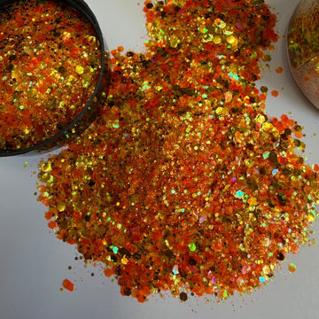 Leading Dusty chunks glitters