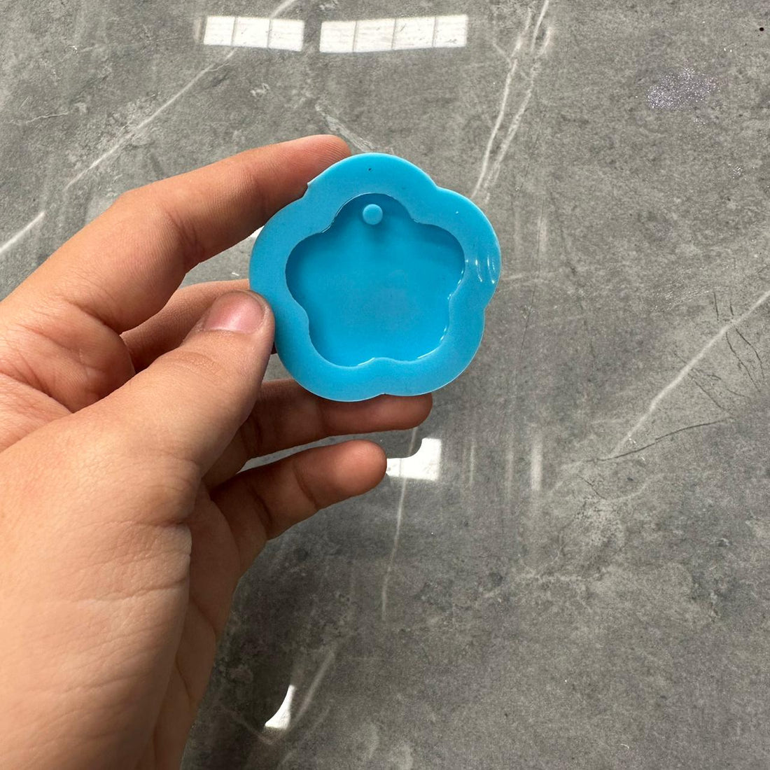 Flower border Keychain mould