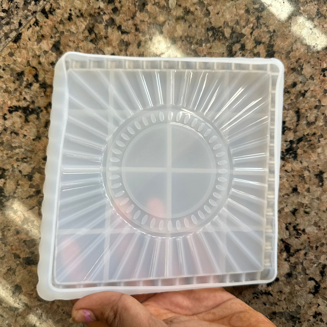 Square plate mould