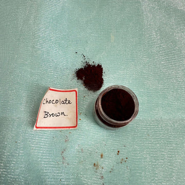 Oil soluble candle wax pigment