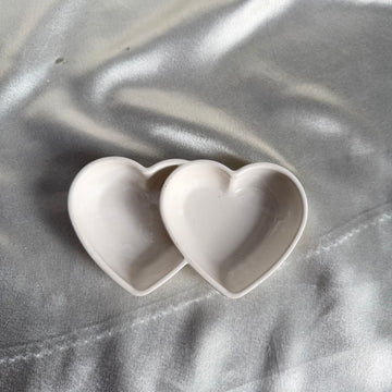 Dual heart candle plate