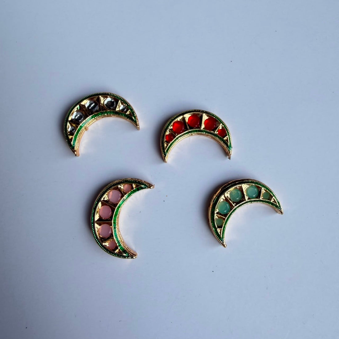 Kundan charm moon big