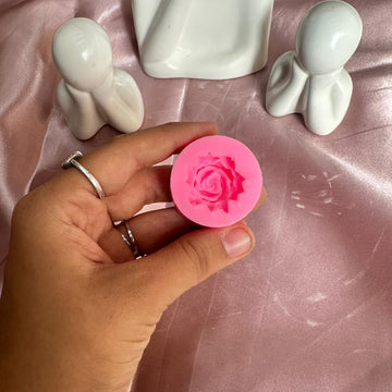 Small flower mould