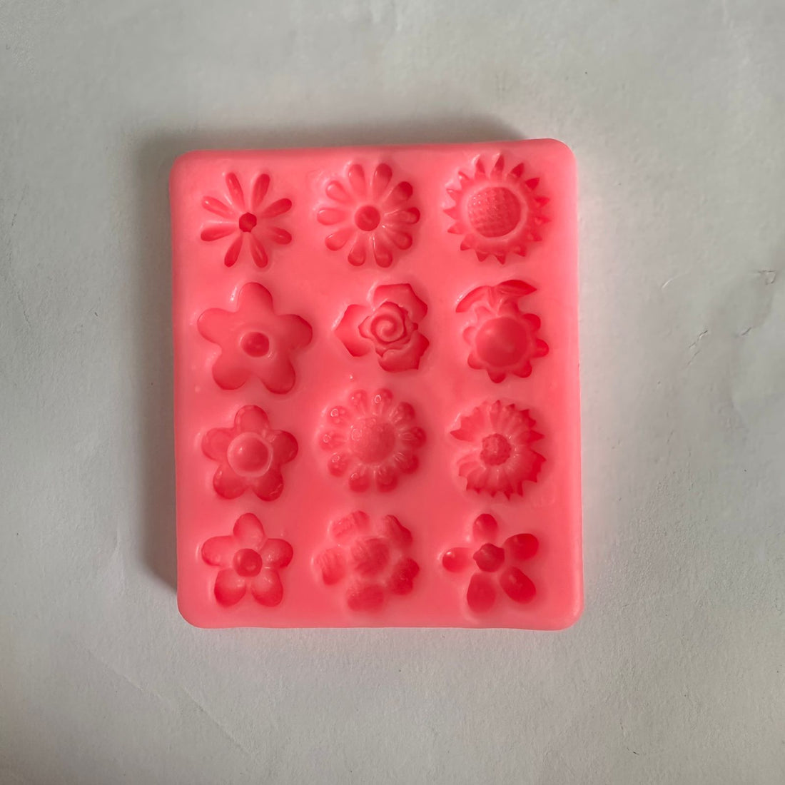 12 cavity flower candle mould
