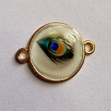 Rakhi charm morpankh B