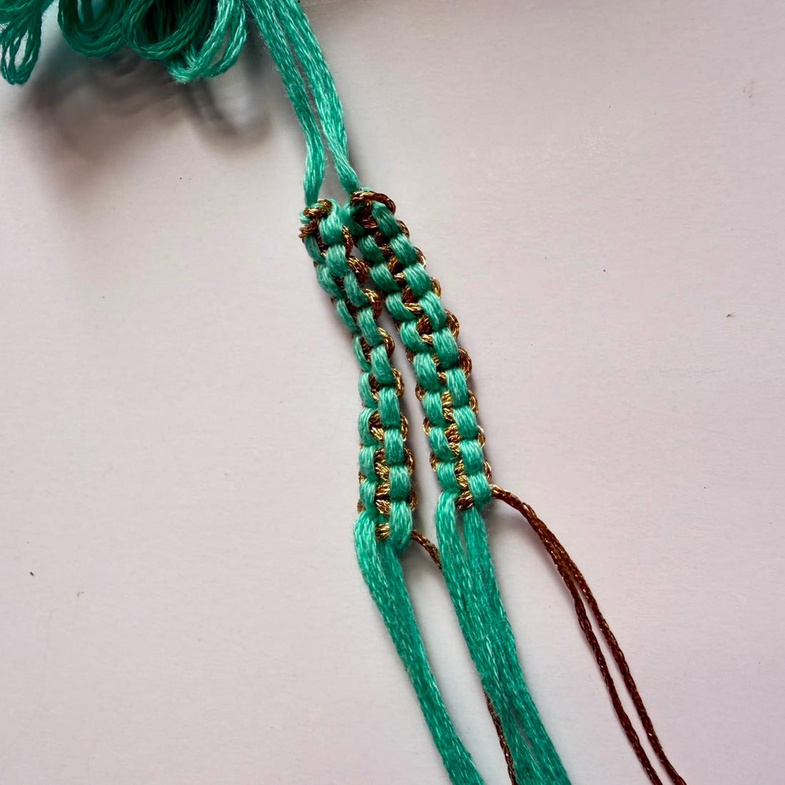 Adjustable rakhi thread 001
