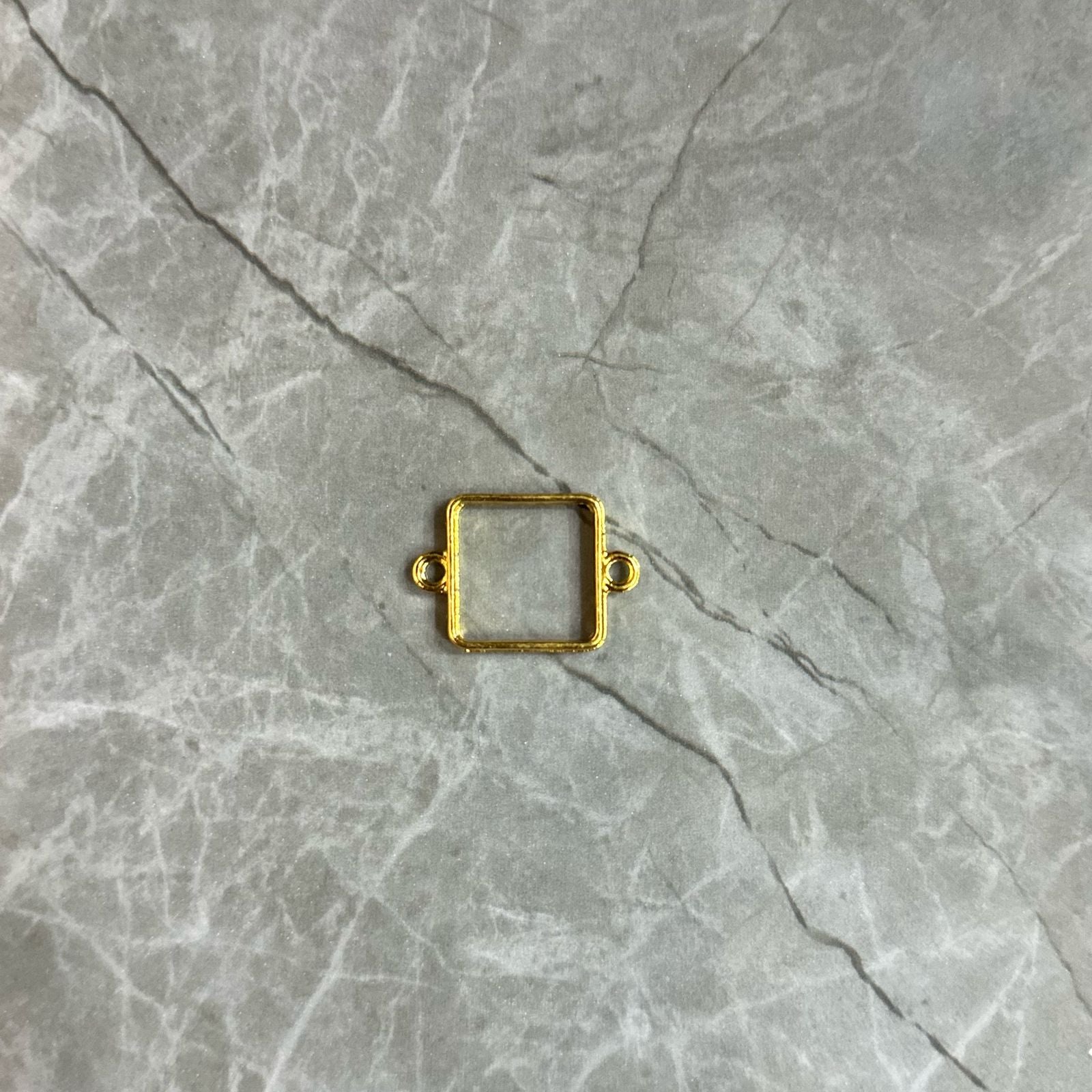 Rakhi bezel square