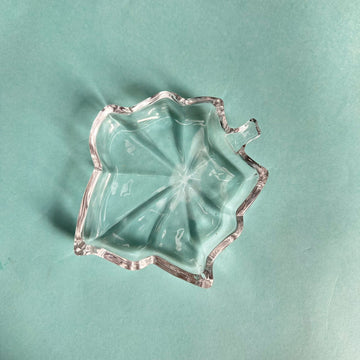 Maple leaf candle plate