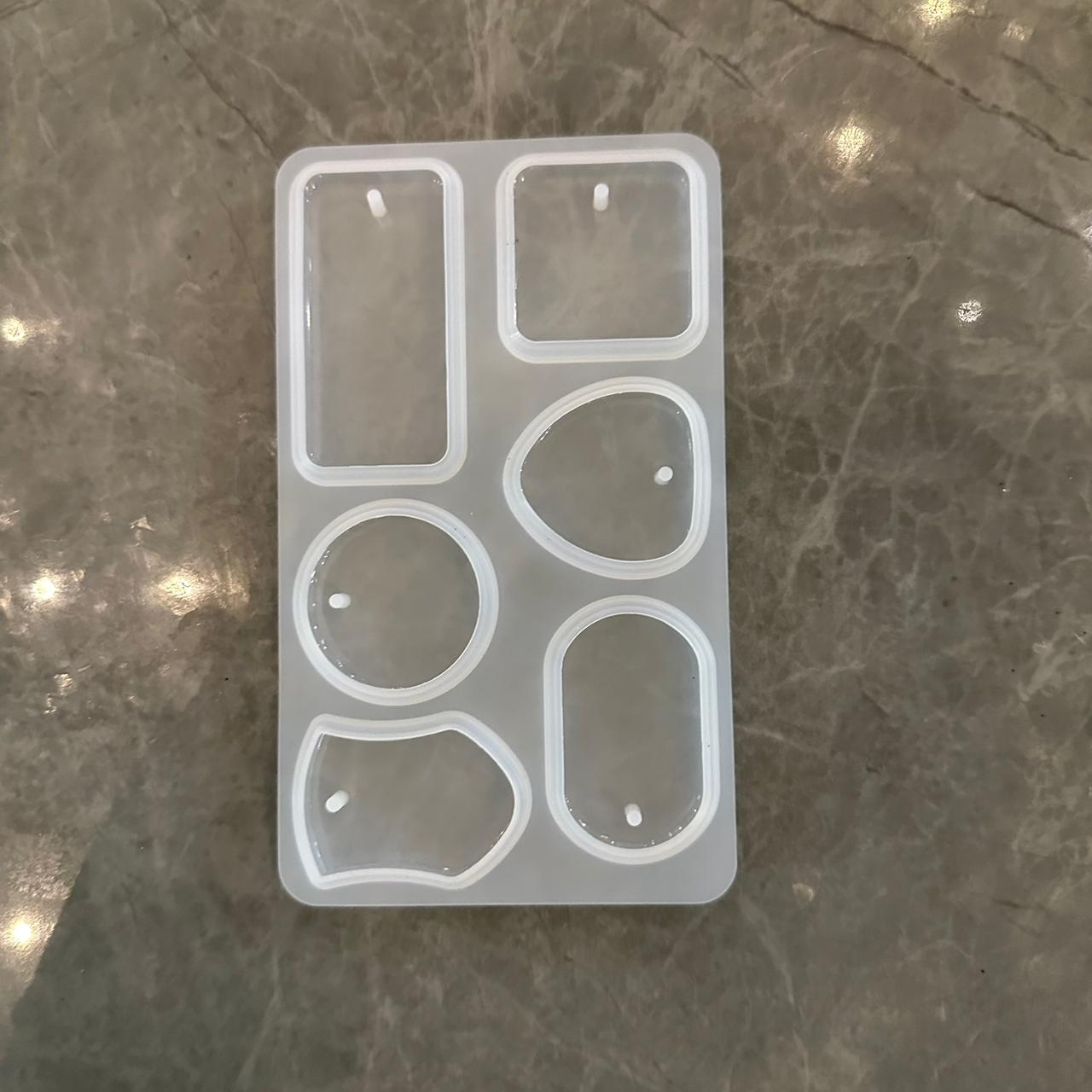 6 in 1 keychain mould