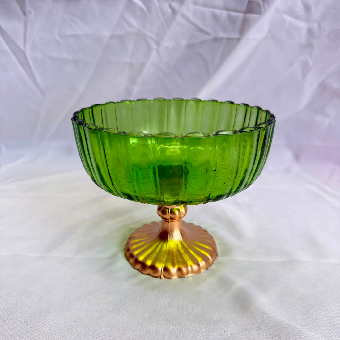 Candle bowl with gold stand green
