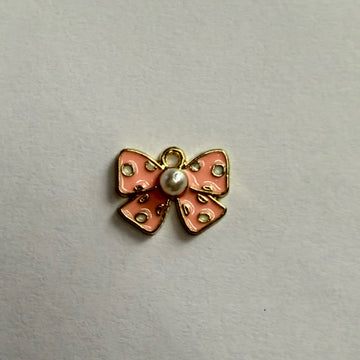 Bow charm