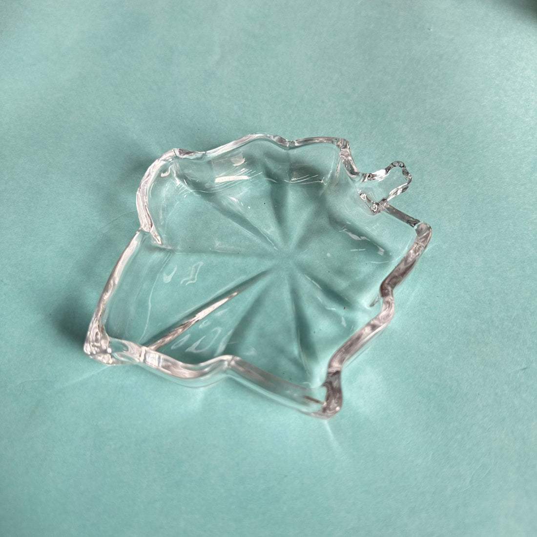 Maple leaf candle plate