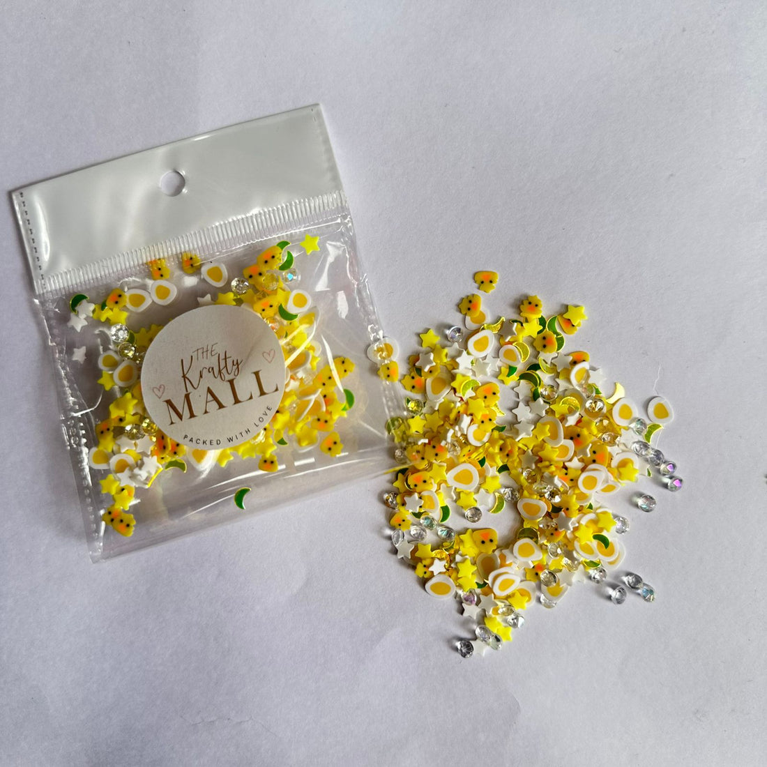 Yellow heart cartoon shaker
