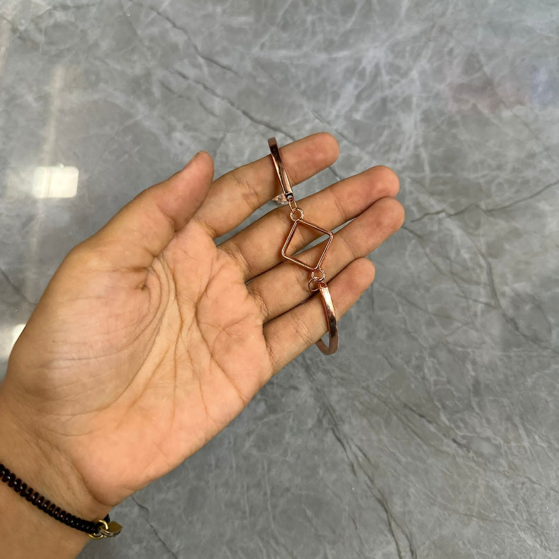 Rosegold small square bracelet