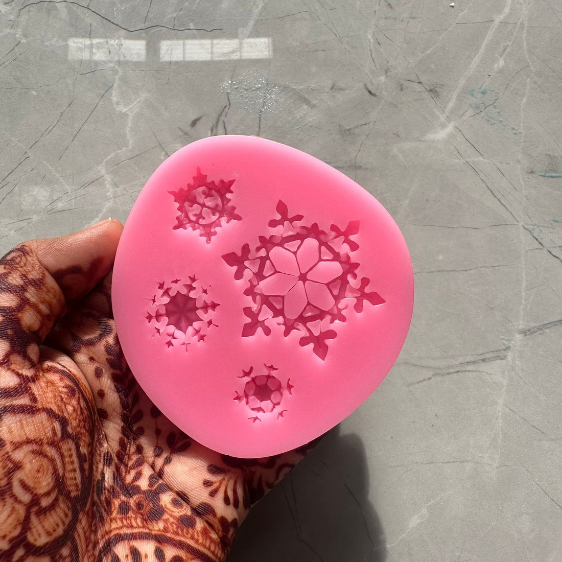 4 in 1 snowflake mould