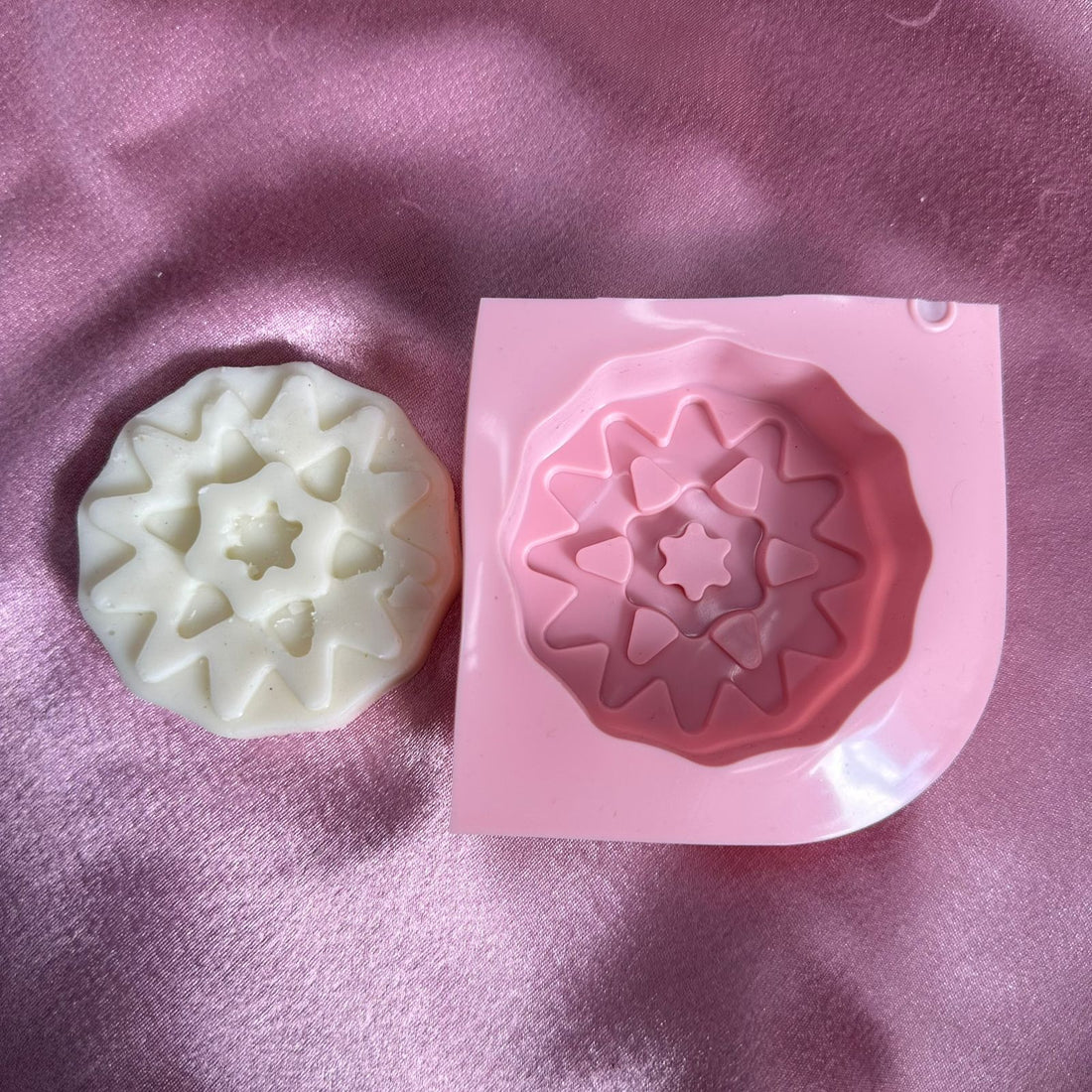 Snowflake Christmas candle mould C8