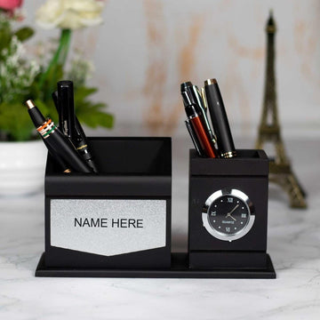 Pen holder With clock