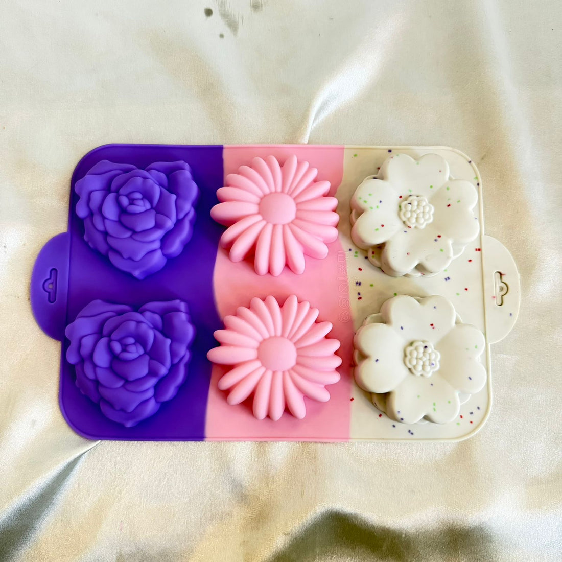 6 cavity Flower mould