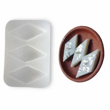 Kajukatli candle mould